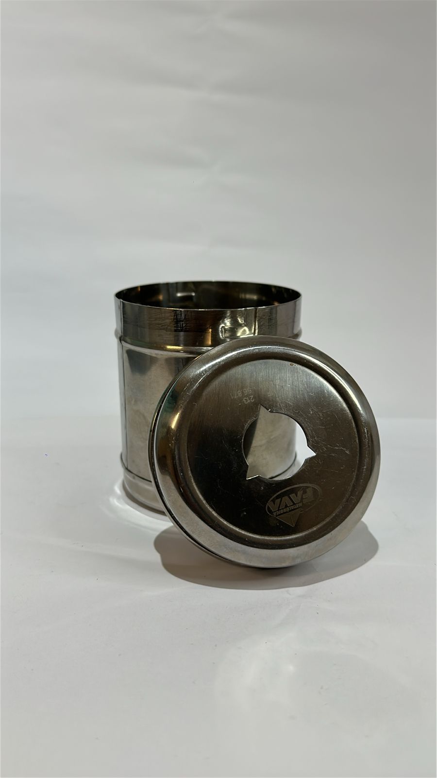 Lixeira odontológico 8x8 Lixeira odontológico 8x8 - Imagem 1