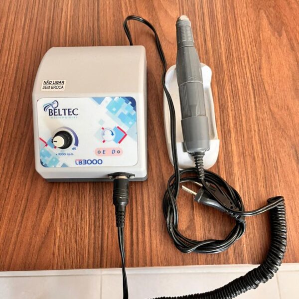 Motor elétrico de bancada