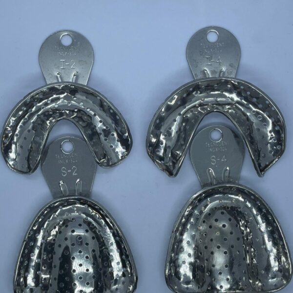 Jogo Moldeira Aluminio Adulto Perfurada