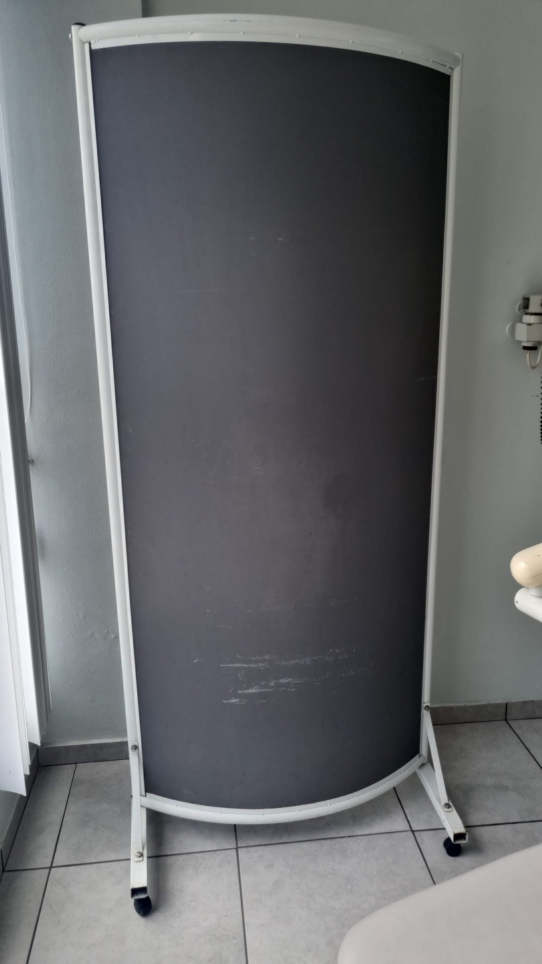 IMG-20251106-WA0132 Biombo de chumbo para proteção RX - Imagem 1