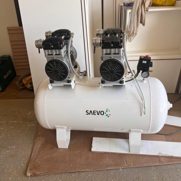 Compressor Saevo 150 Litros
